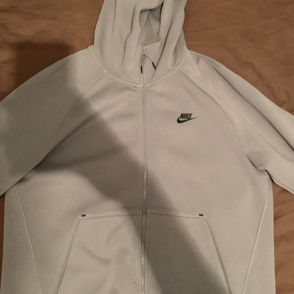 Nike Tech Fleece TrackSuit- Gunsmoke Grey- 2nd Season(2019) DeadStock - Picture 1 of 5